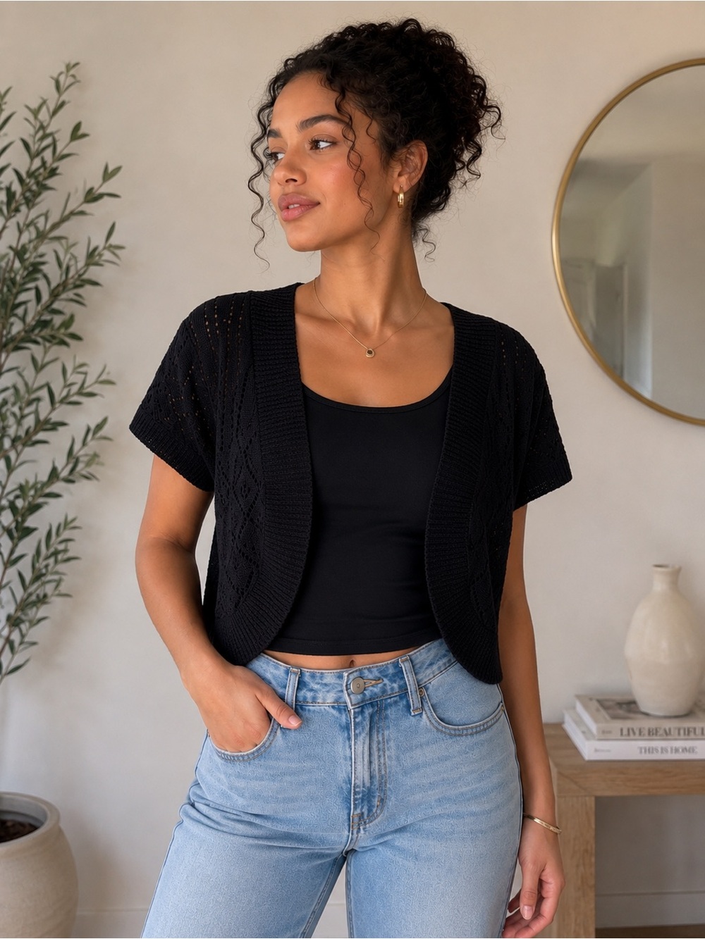 Love Chesley Women’s Black Open Knit Cropped Cardigan Sweater. Size: Medium